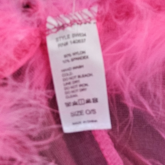 NWT Be Wicked Hot Pink Feather Trim Robe - Picture 10 of 10